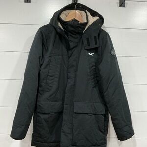 Hollister Men's Black Hooded Puffer Parka with Sherpa Lining
